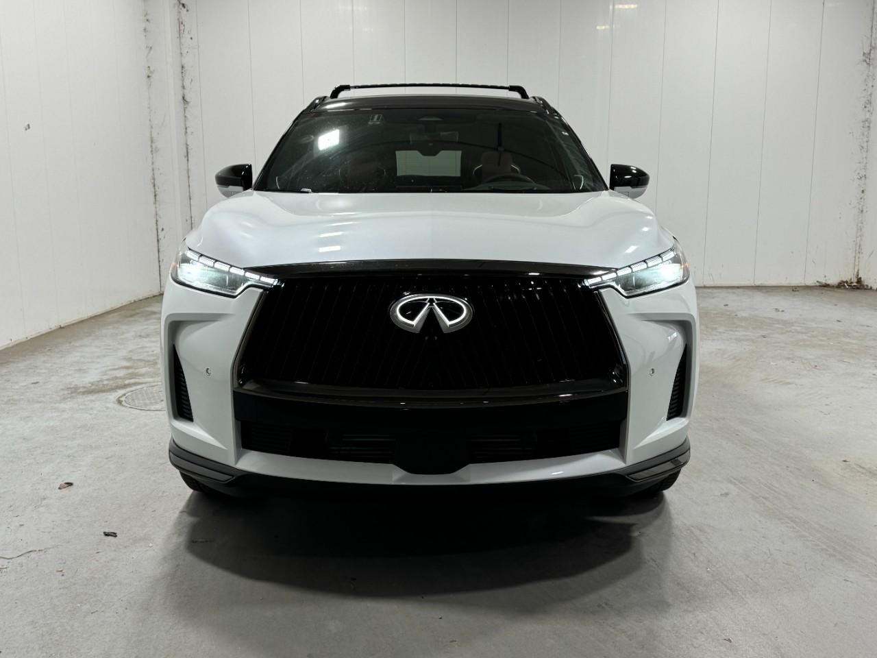 INFINITI QX60 Vehicle Full-screen Gallery Image 7