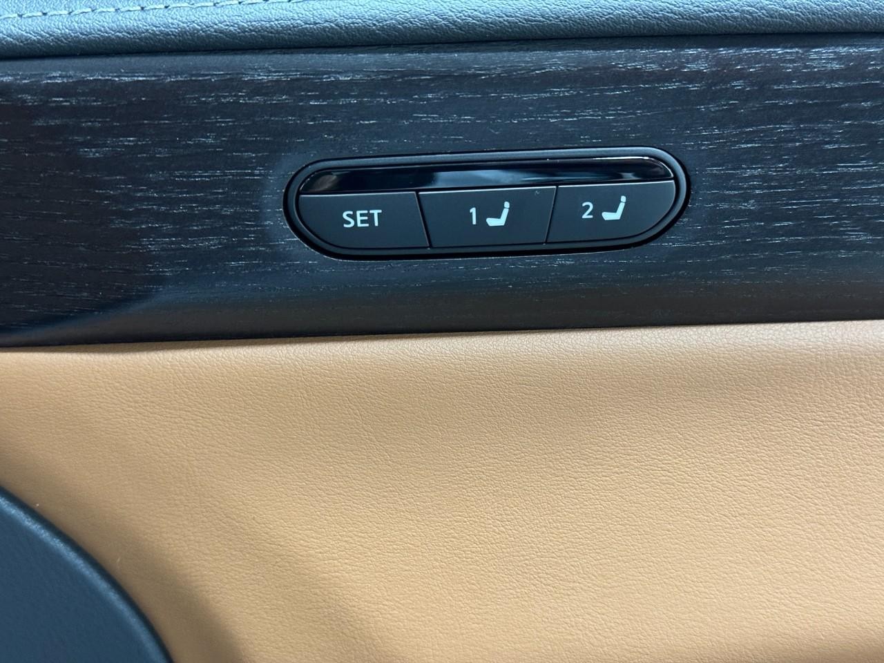 INFINITI QX60 Vehicle Full-screen Gallery Image 24