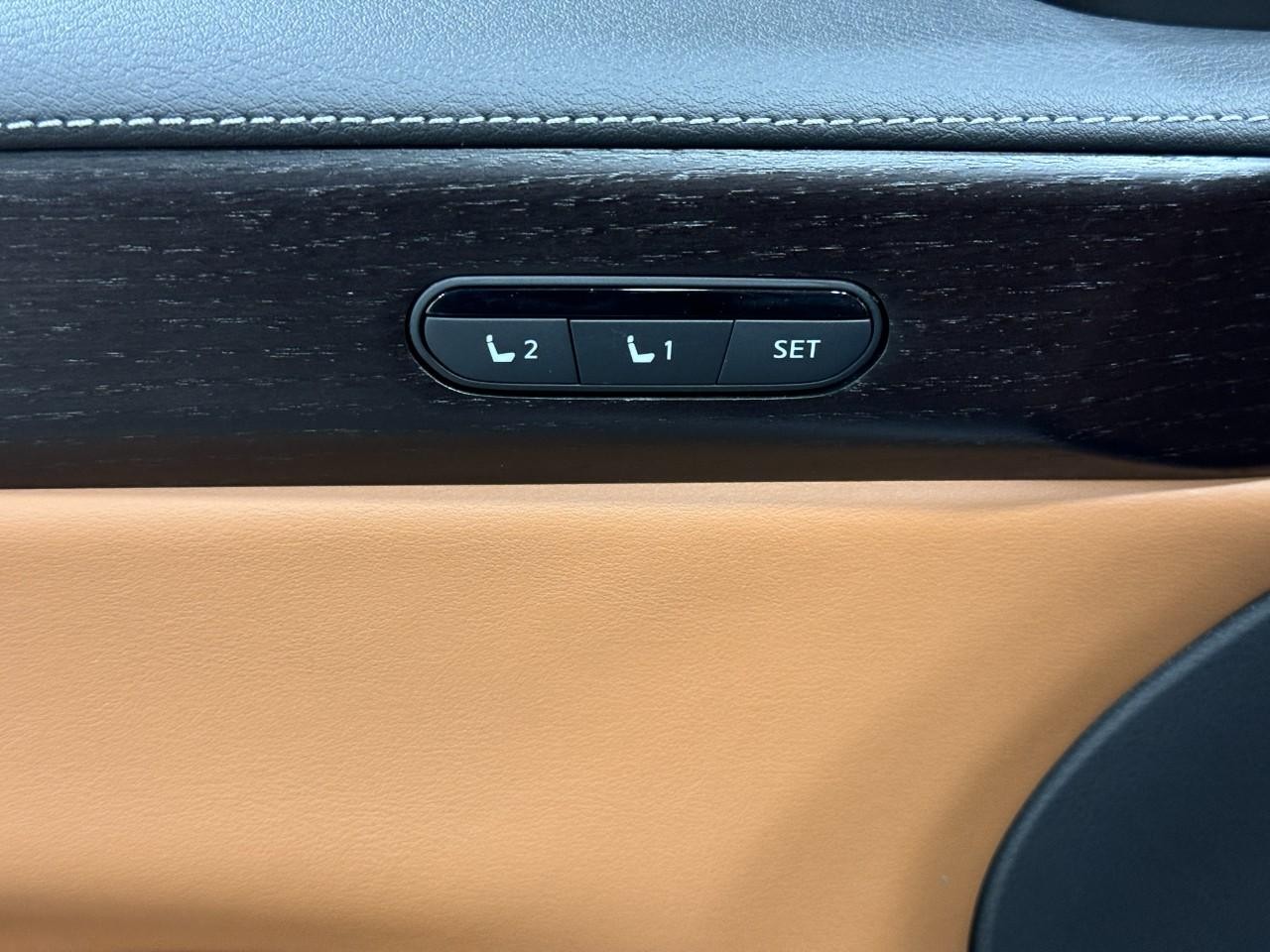 INFINITI QX60 Vehicle Full-screen Gallery Image 26