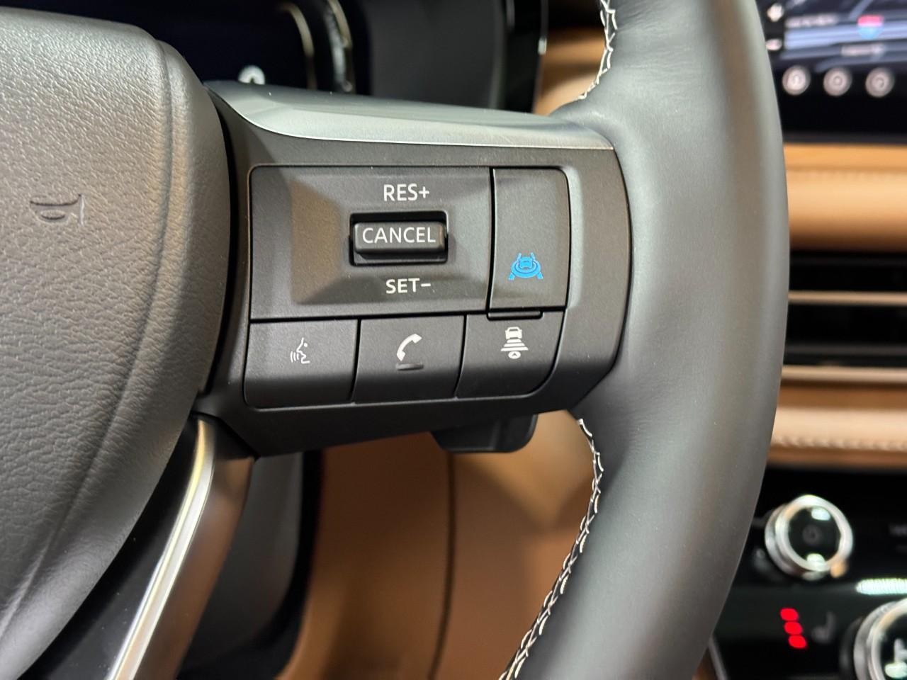 INFINITI QX60 Vehicle Full-screen Gallery Image 34