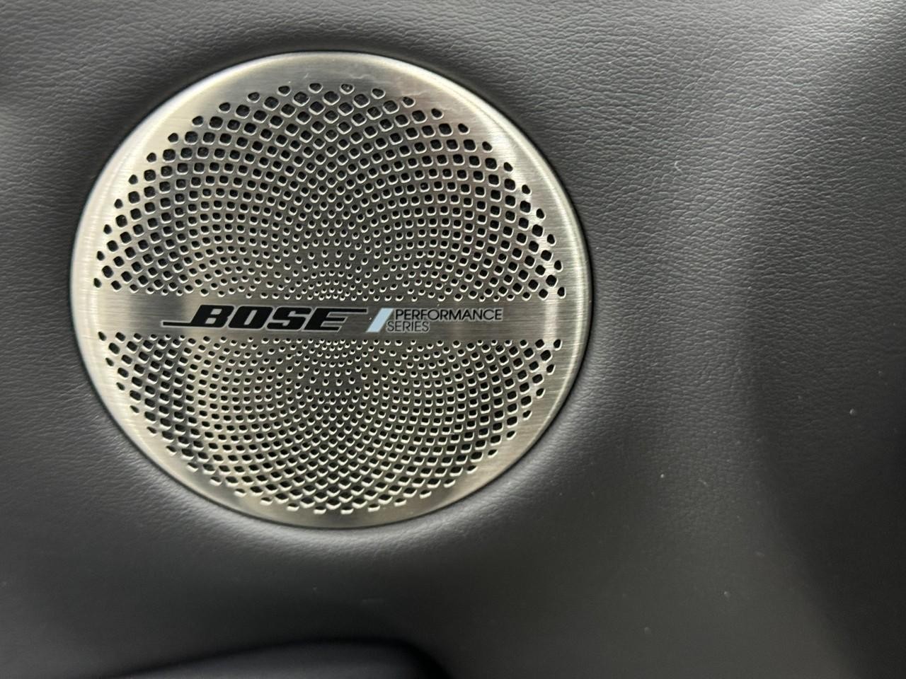 INFINITI QX50 Vehicle Full-screen Gallery Image 23