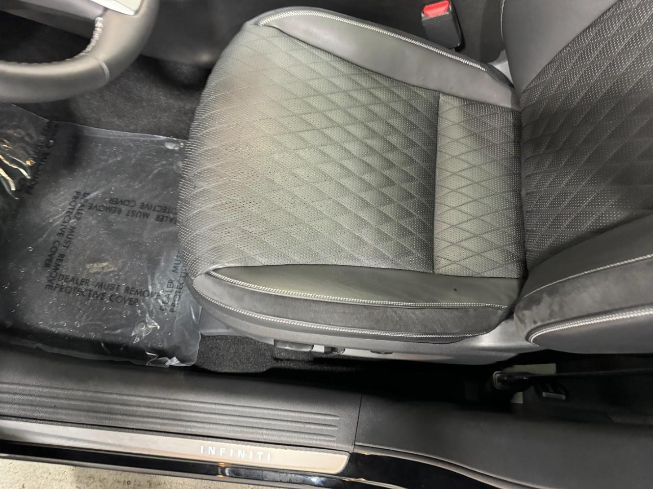 INFINITI QX50 Vehicle Full-screen Gallery Image 27