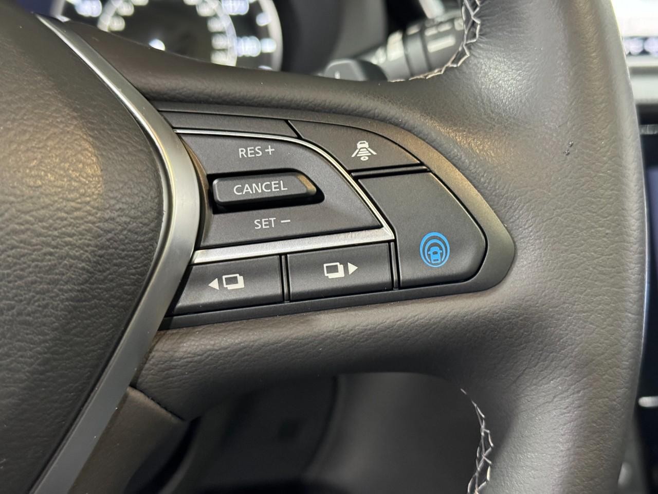 INFINITI QX50 Vehicle Full-screen Gallery Image 31