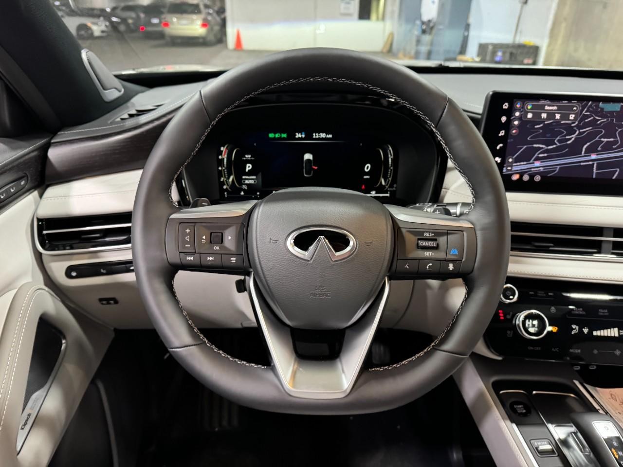 INFINITI QX60 Vehicle Full-screen Gallery Image 16
