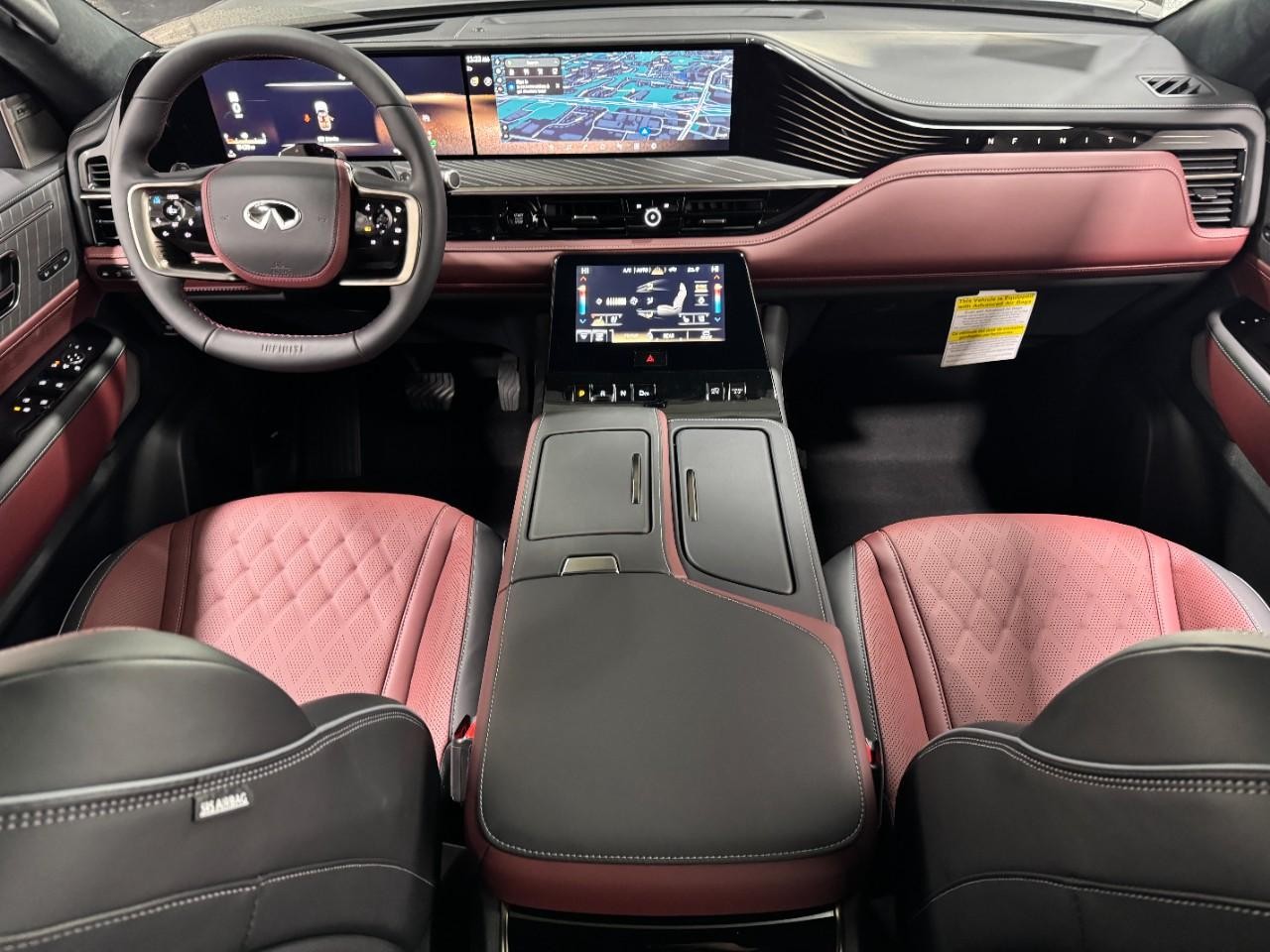 INFINITI QX80 Vehicle Full-screen Gallery Image 15