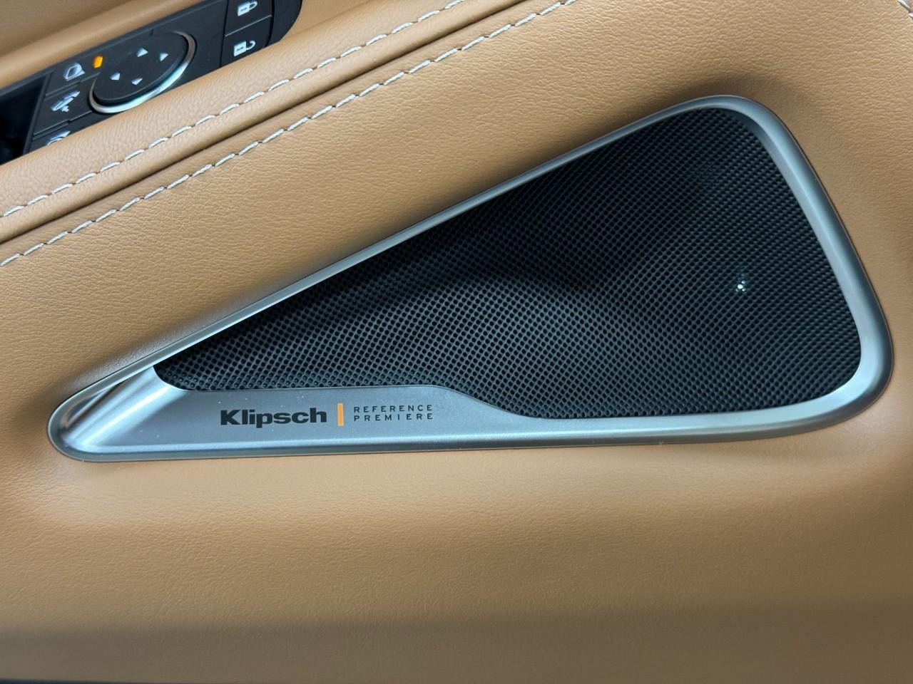 INFINITI QX60 Vehicle Full-screen Gallery Image 28