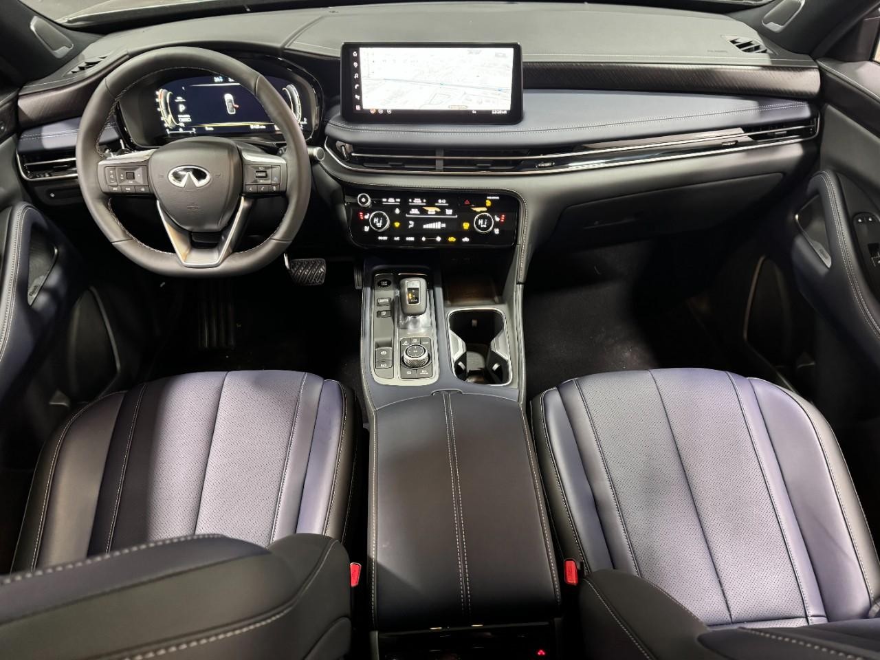 INFINITI QX60 Vehicle Full-screen Gallery Image 15