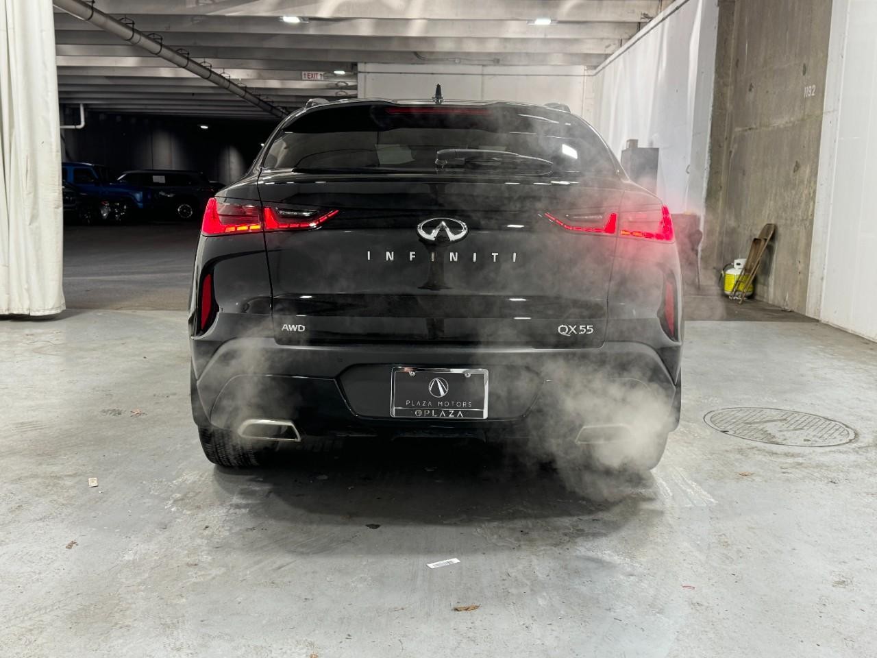 INFINITI QX55 Vehicle Full-screen Gallery Image 09