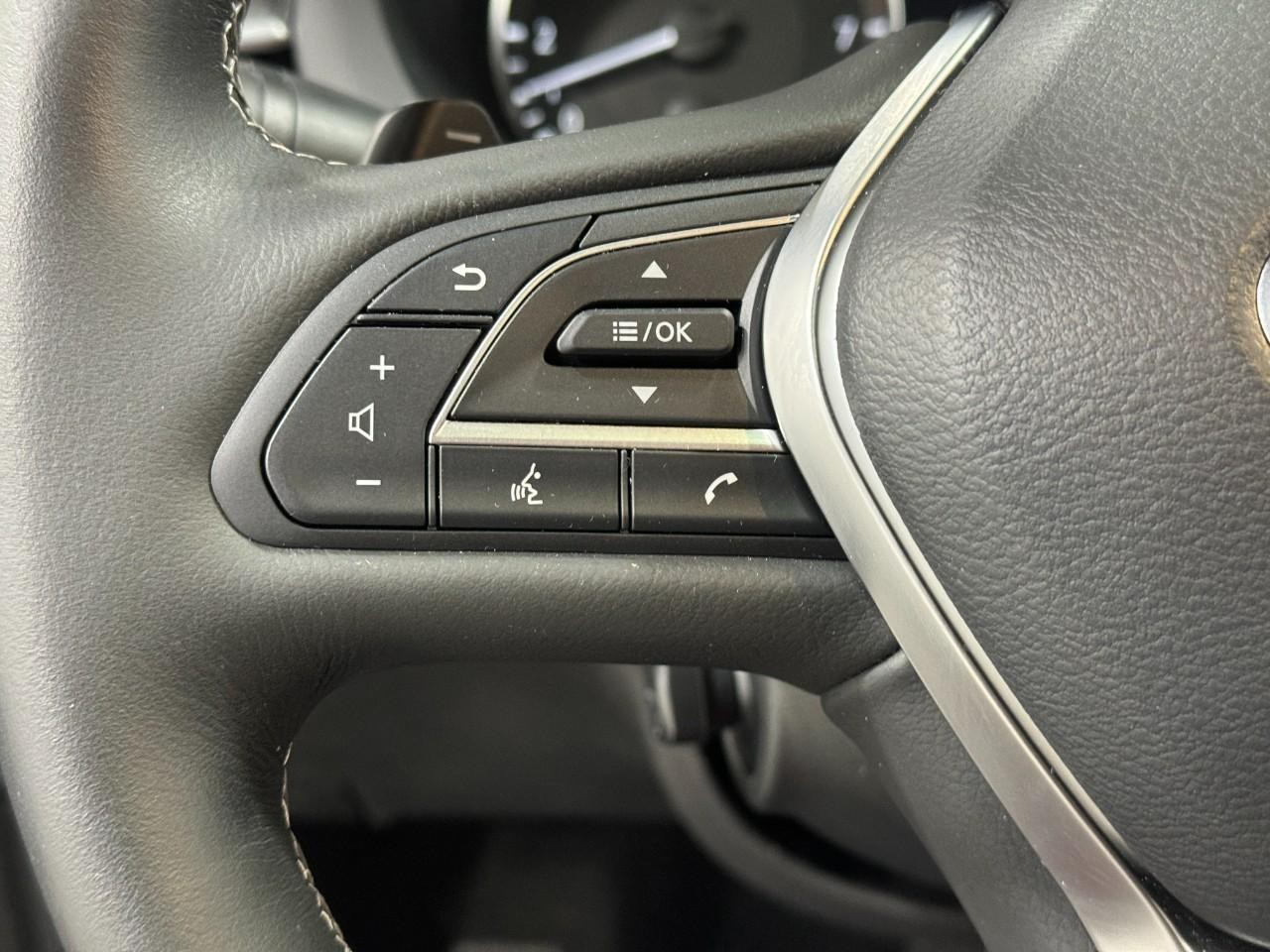 INFINITI QX55 Vehicle Full-screen Gallery Image 29