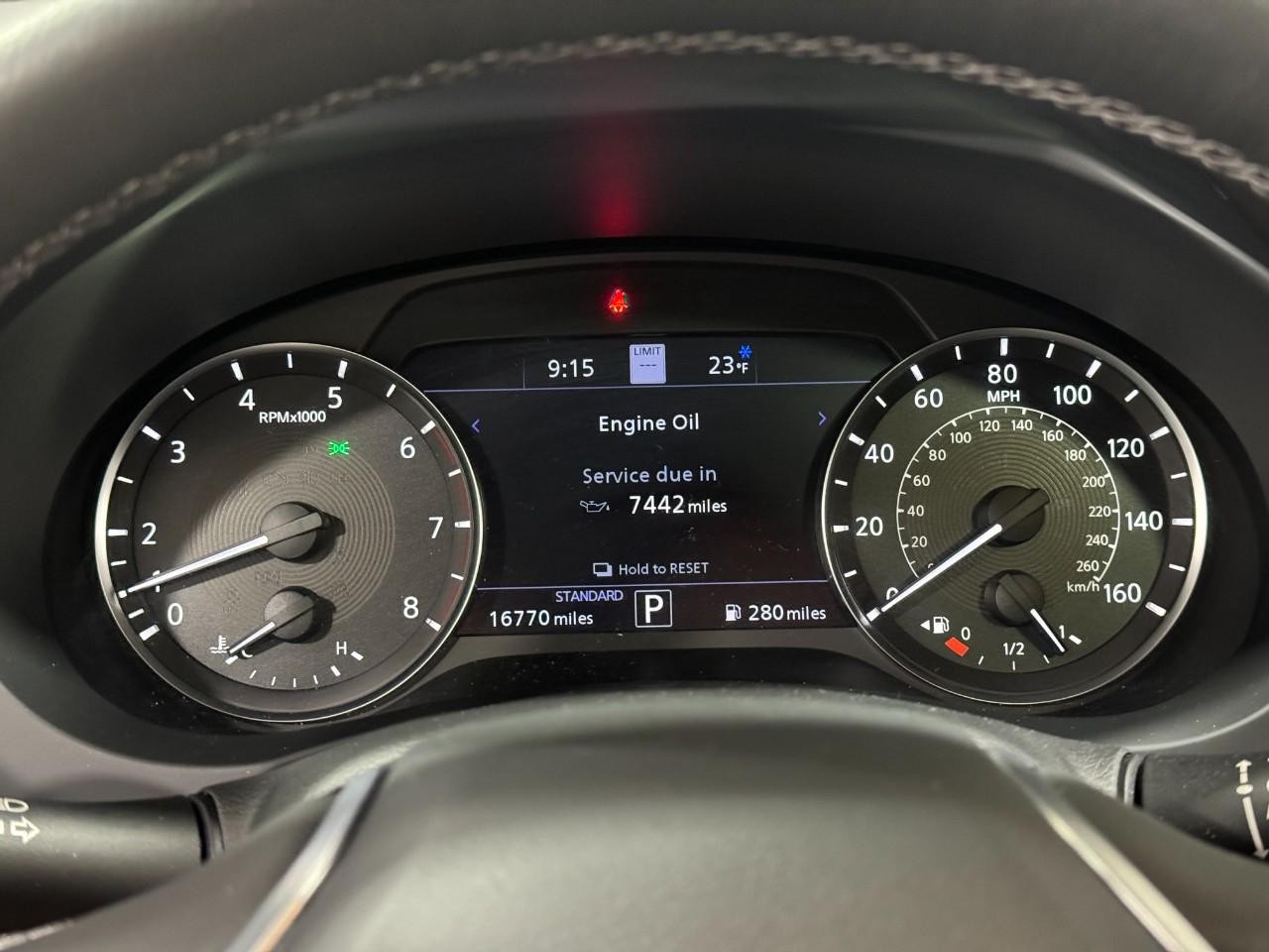 INFINITI QX55 Vehicle Full-screen Gallery Image 31