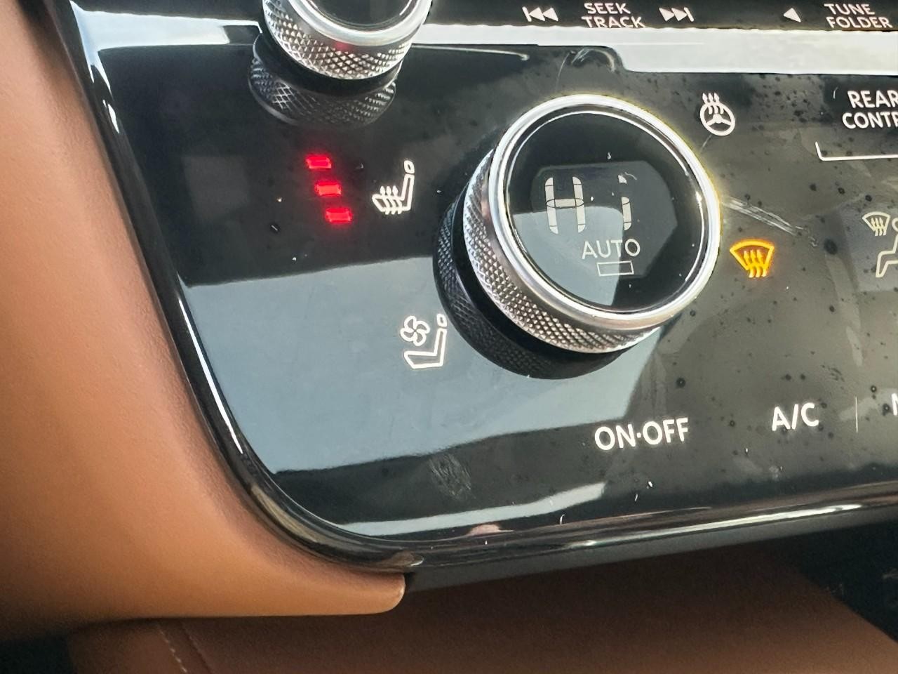 INFINITI QX60 Vehicle Full-screen Gallery Image 31