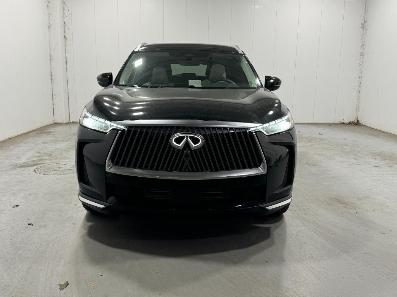 INFINITI QX60 Vehicle Full-screen Gallery Image 7