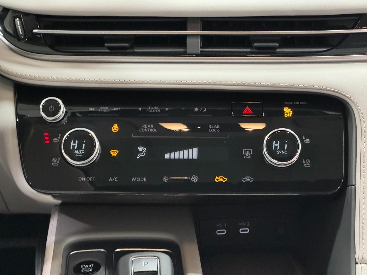 INFINITI QX60 Vehicle Full-screen Gallery Image 18