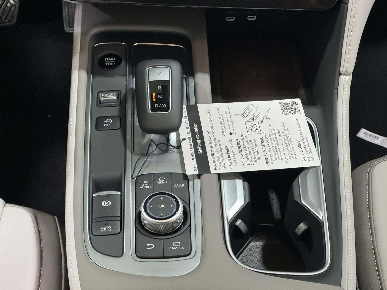 INFINITI QX60 Vehicle Full-screen Gallery Image 19