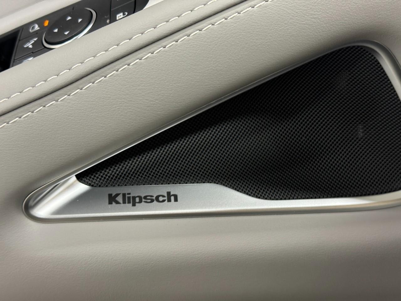 INFINITI QX60 Vehicle Full-screen Gallery Image 27