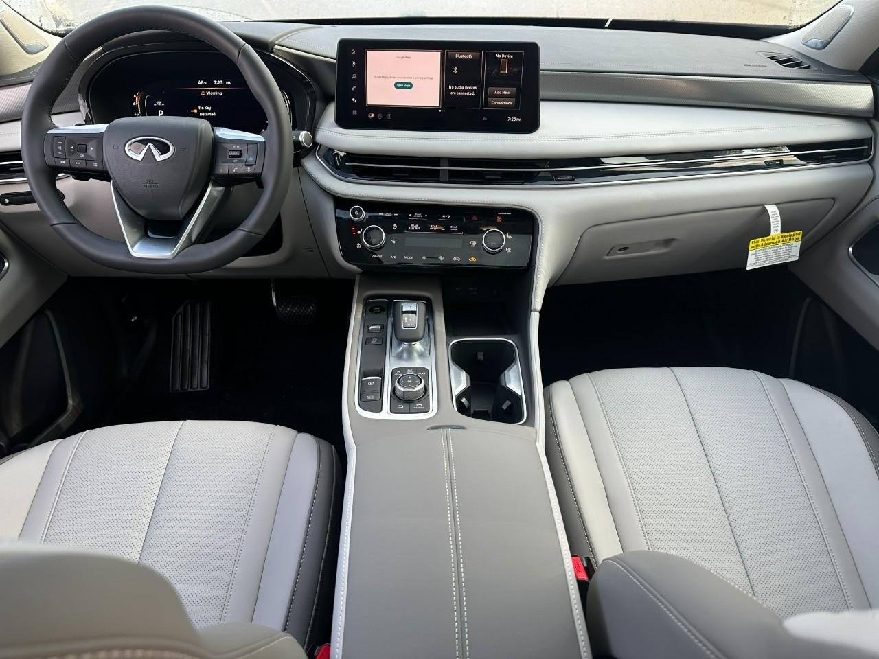 INFINITI QX60 Vehicle Full-screen Gallery Image 14