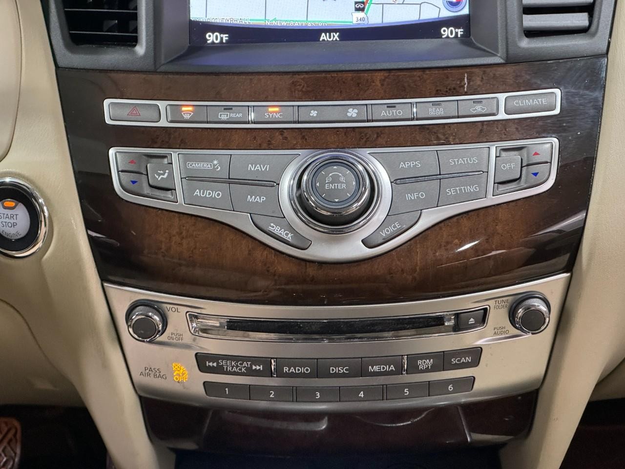 INFINITI QX60 Vehicle Full-screen Gallery Image 18