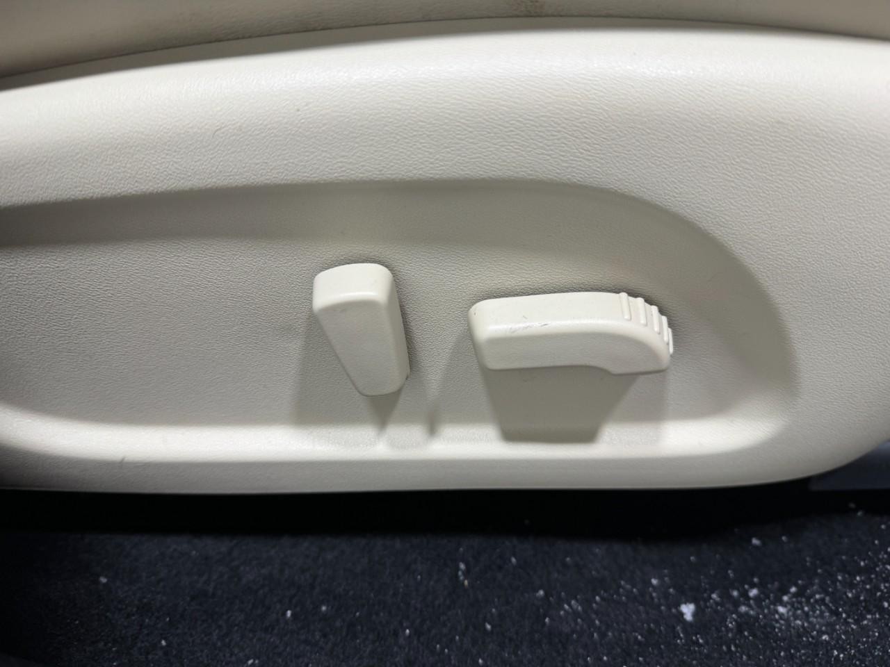 INFINITI QX60 Vehicle Full-screen Gallery Image 23