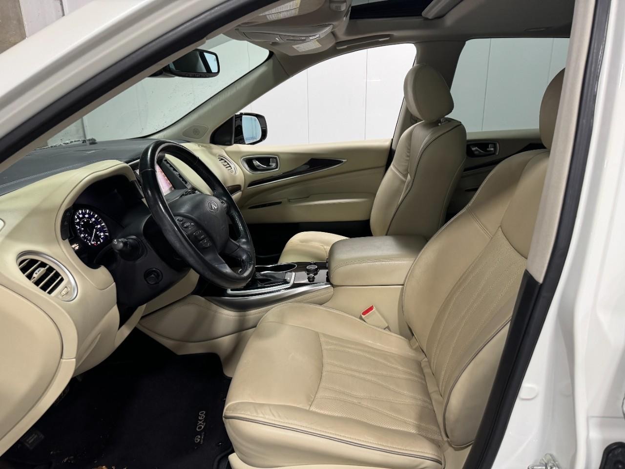 INFINITI QX60 Vehicle Full-screen Gallery Image 27