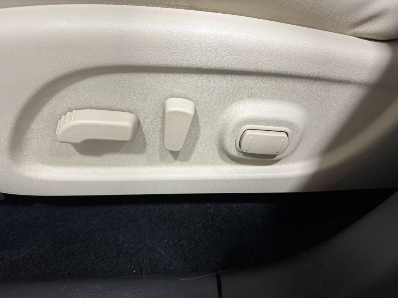 INFINITI QX60 Vehicle Full-screen Gallery Image 29