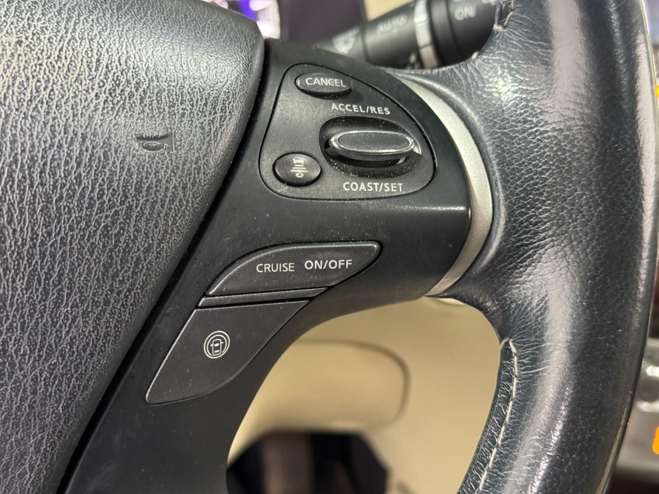 INFINITI QX60 Vehicle Full-screen Gallery Image 32