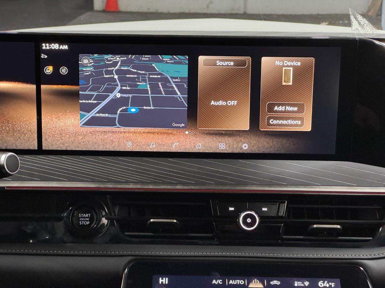 INFINITI QX80 Vehicle Full-screen Gallery Image 15