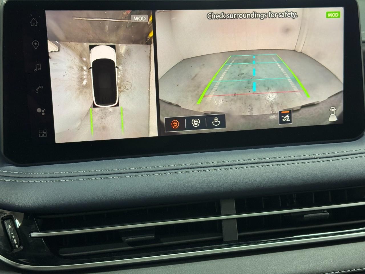 INFINITI QX60 Vehicle Full-screen Gallery Image 35