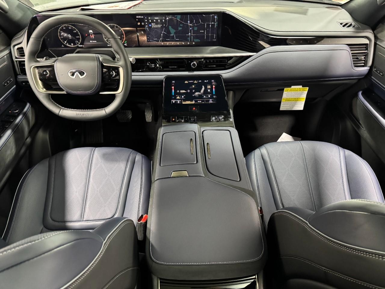 INFINITI QX80 Vehicle Full-screen Gallery Image 16