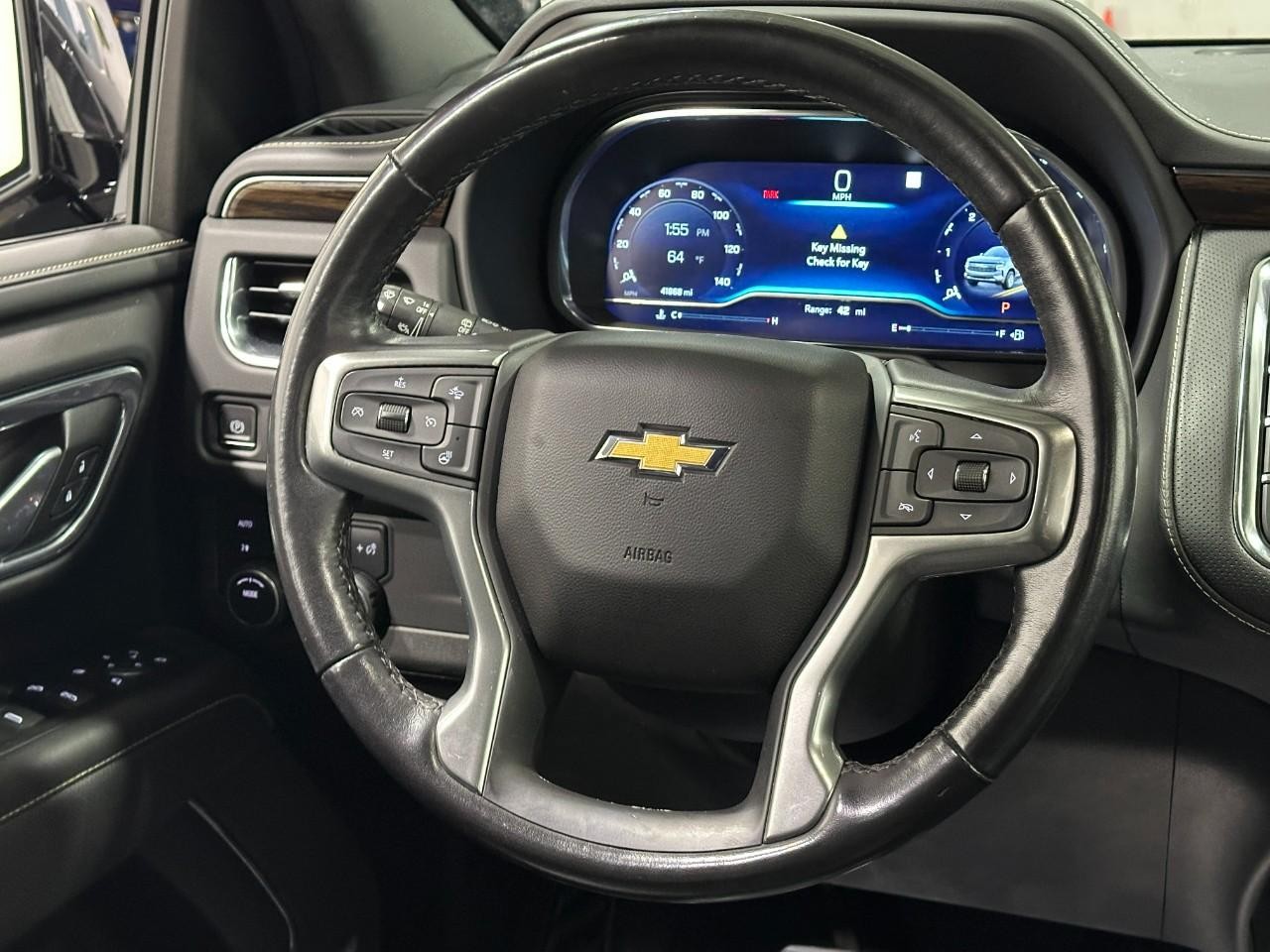 Chevrolet Tahoe Vehicle Full-screen Gallery Image 16