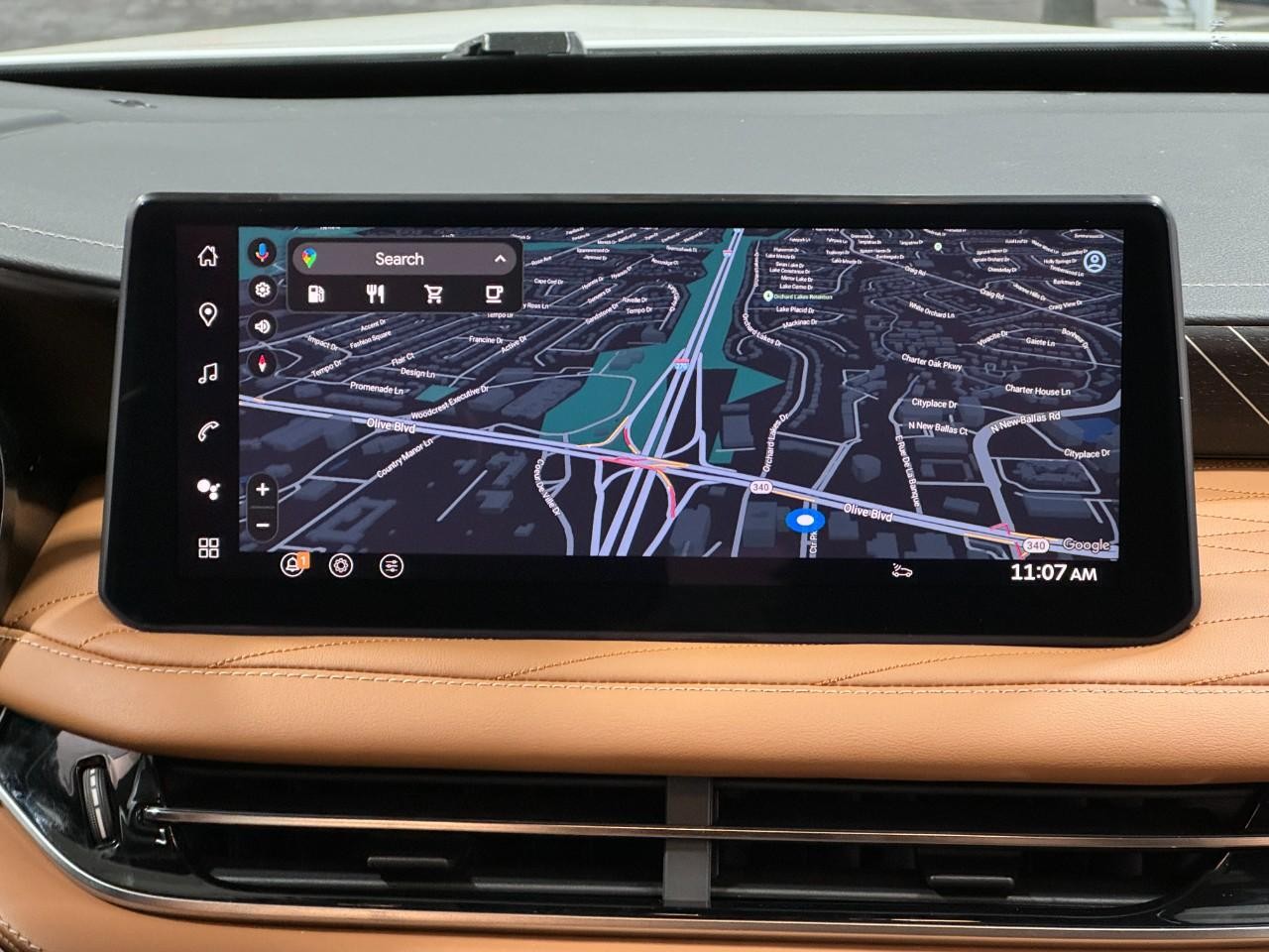 INFINITI QX60 Vehicle Full-screen Gallery Image 17