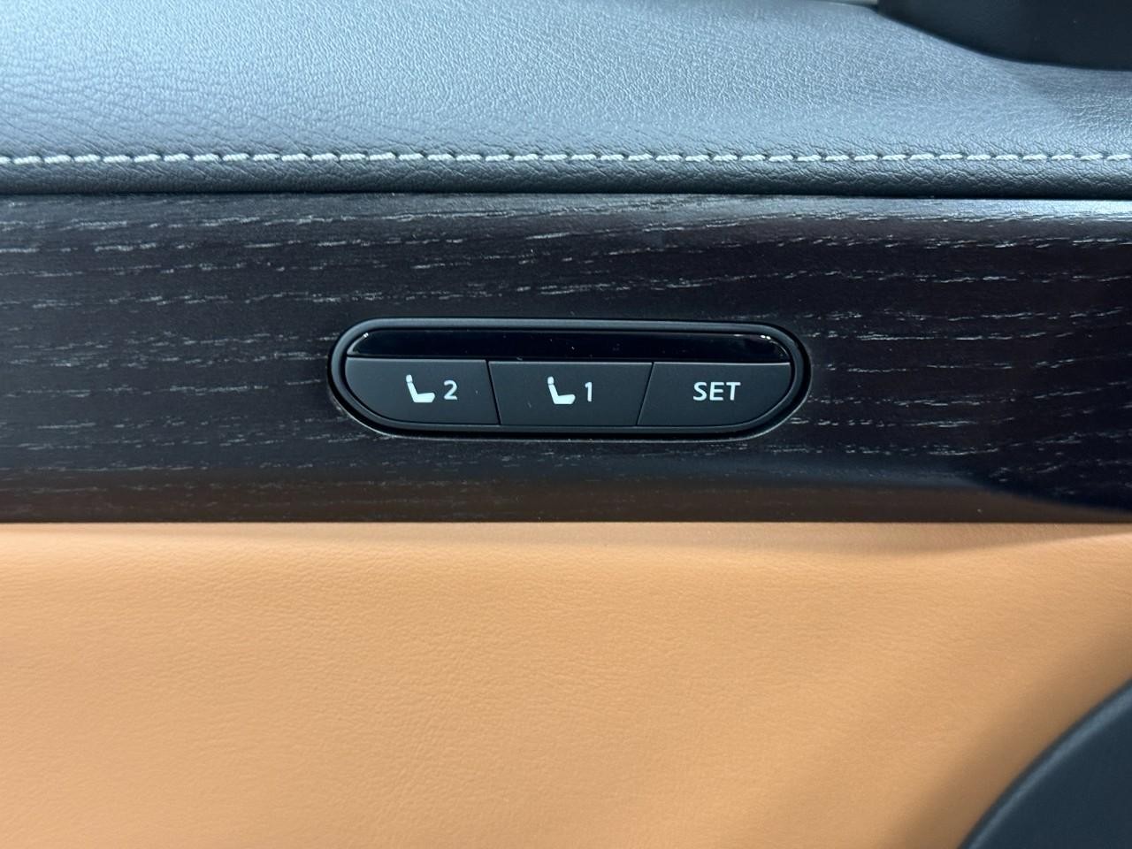 INFINITI QX60 Vehicle Full-screen Gallery Image 26