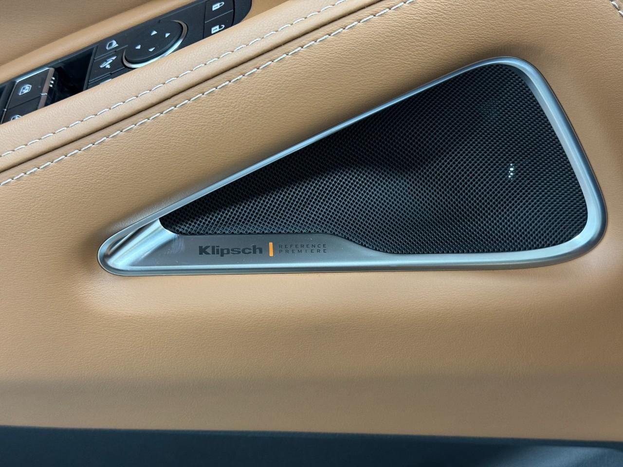 INFINITI QX60 Vehicle Full-screen Gallery Image 28