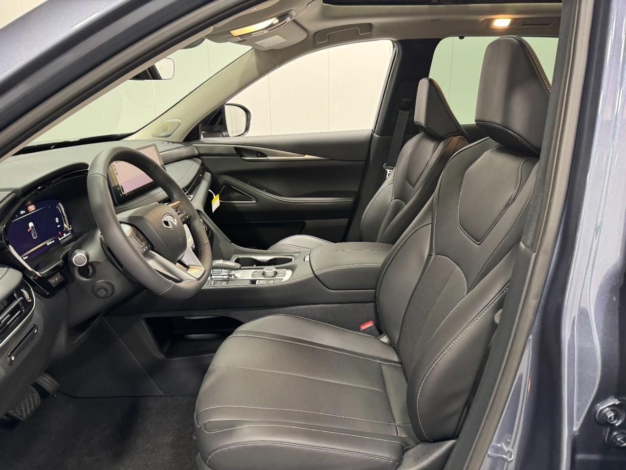 INFINITI QX60 Vehicle Full-screen Gallery Image 28