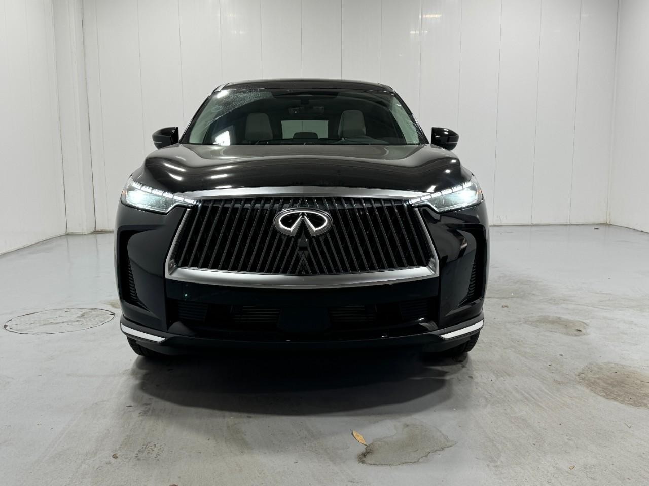 INFINITI QX60 Vehicle Full-screen Gallery Image 7