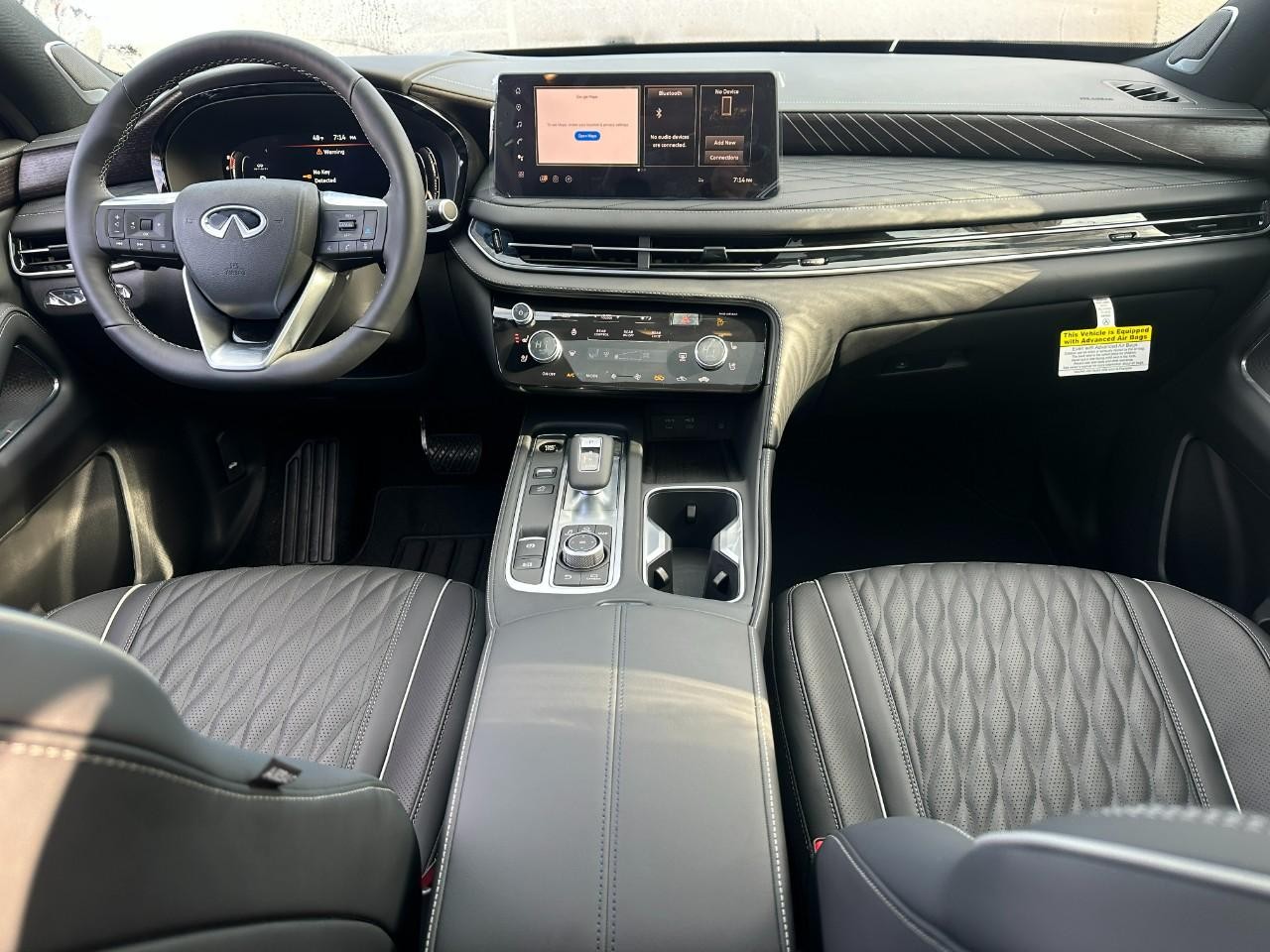 INFINITI QX60 Vehicle Full-screen Gallery Image 14
