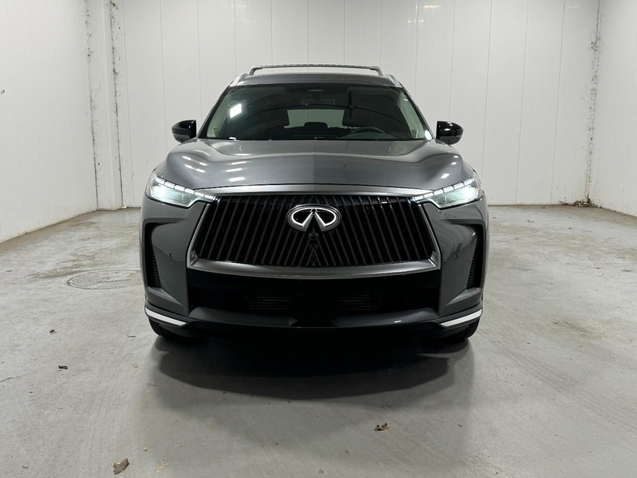 INFINITI QX60 Vehicle Full-screen Gallery Image 7