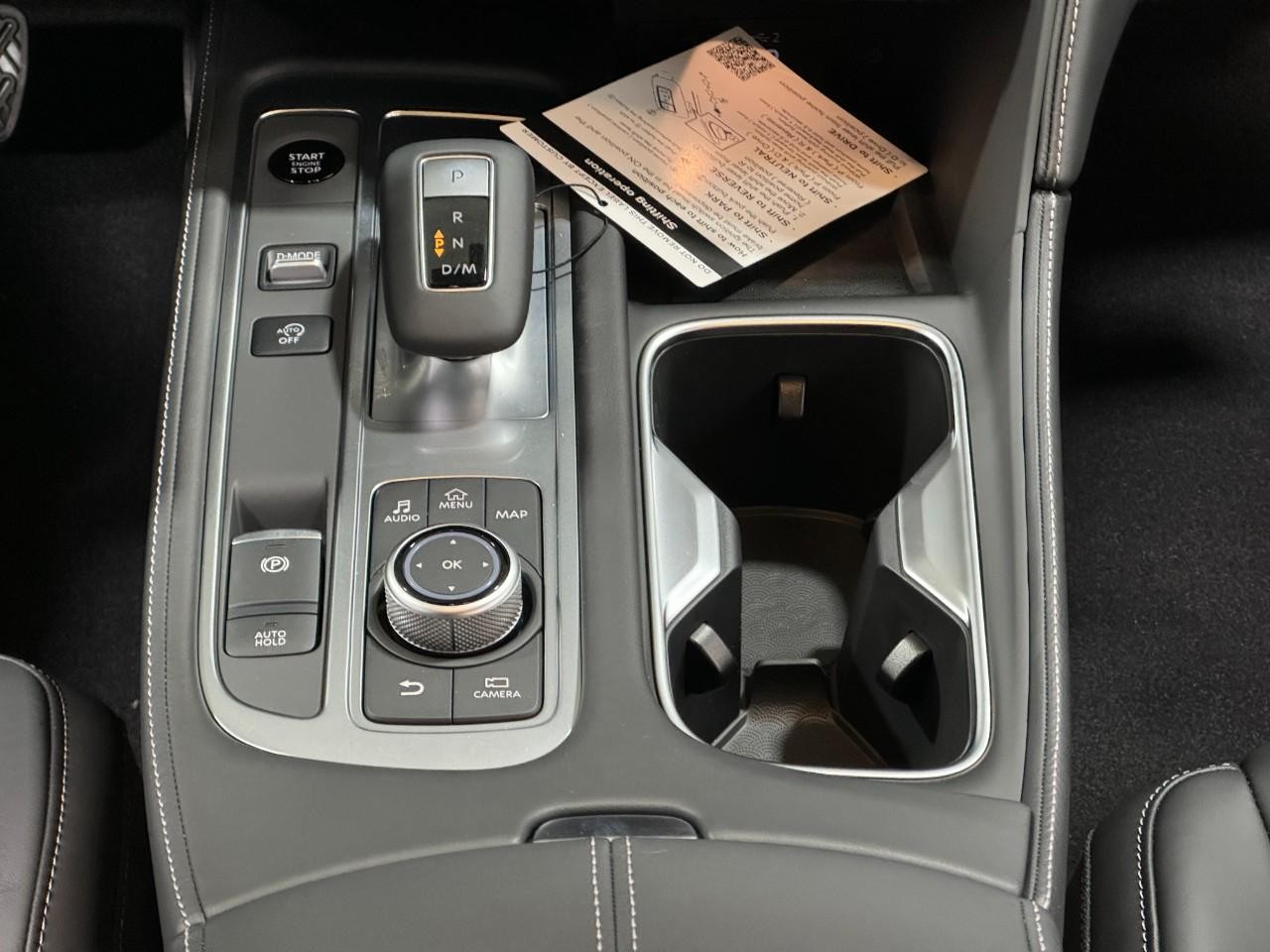 INFINITI QX60 Vehicle Full-screen Gallery Image 19