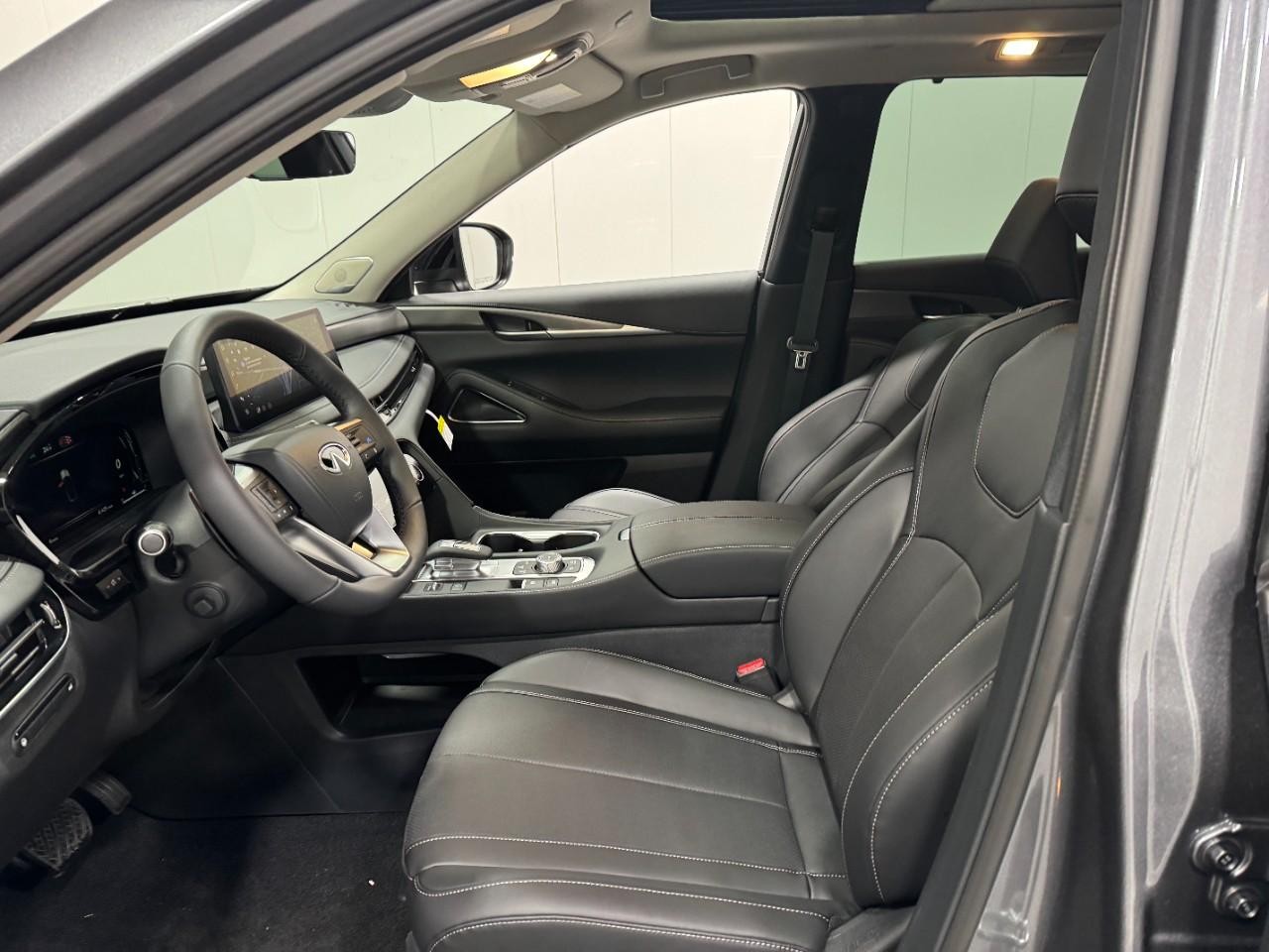 INFINITI QX60 Vehicle Full-screen Gallery Image 28