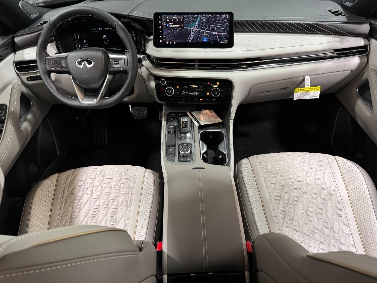 INFINITI QX60 Vehicle Full-screen Gallery Image 15