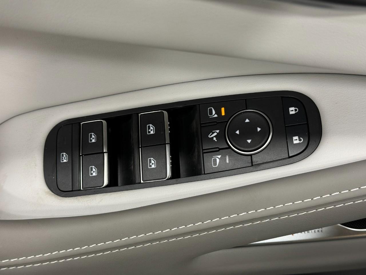 INFINITI QX60 Vehicle Full-screen Gallery Image 27