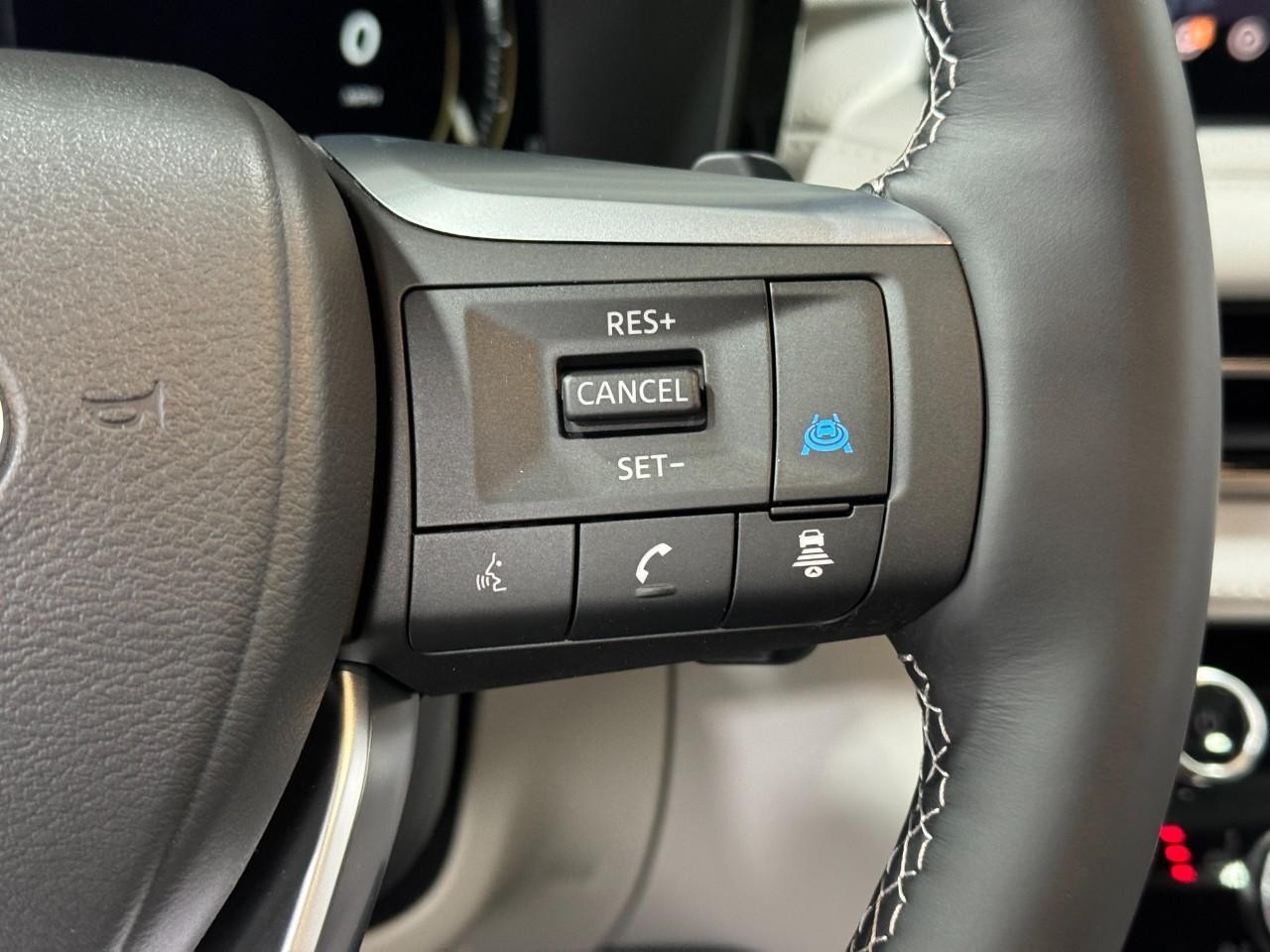 INFINITI QX60 Vehicle Full-screen Gallery Image 34