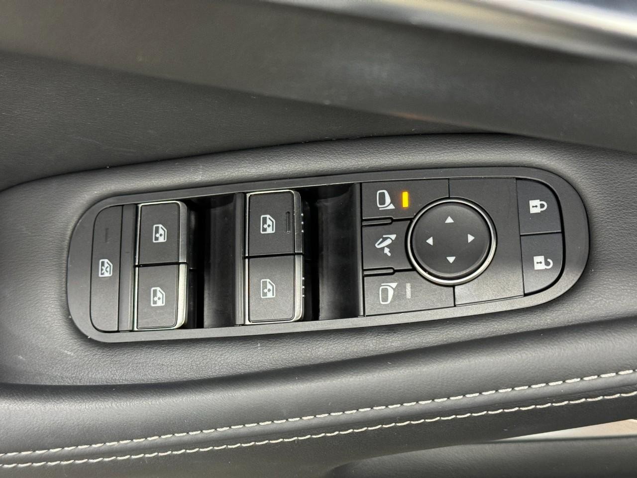 INFINITI QX60 Vehicle Full-screen Gallery Image 27