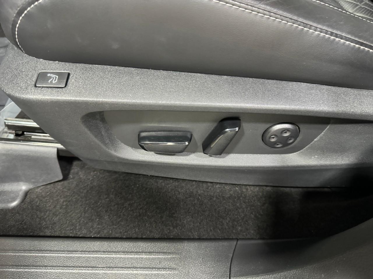 INFINITI QX60 Vehicle Full-screen Gallery Image 31