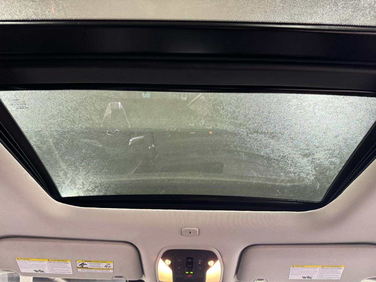 INFINITI QX60 Vehicle Full-screen Gallery Image 14