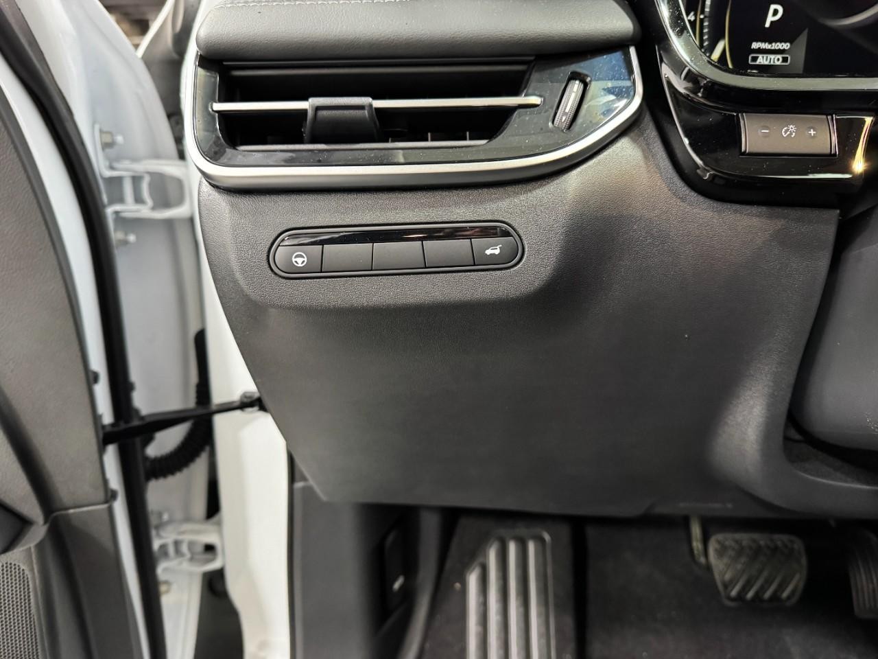 INFINITI QX60 Vehicle Full-screen Gallery Image 32