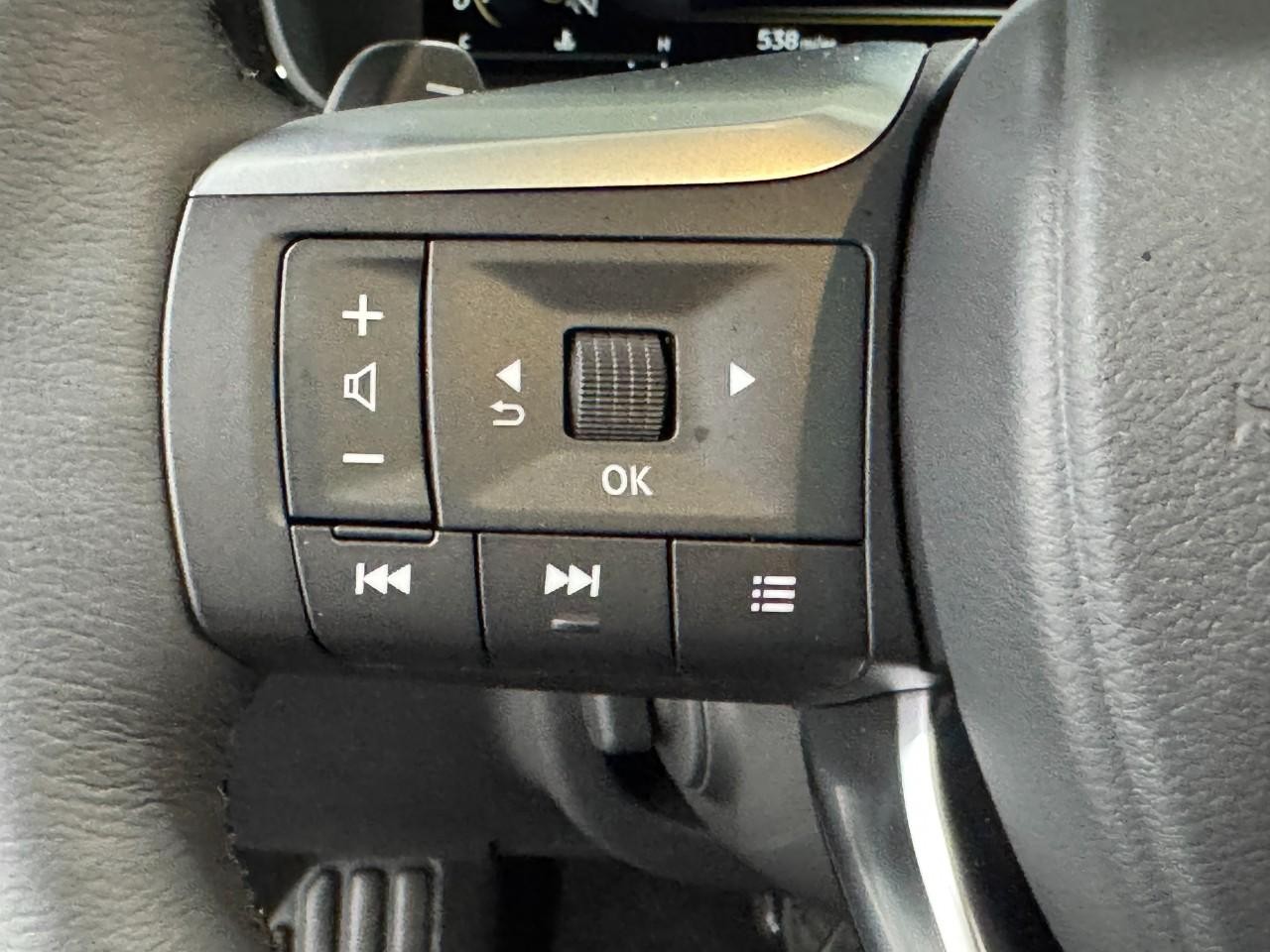 INFINITI QX60 Vehicle Full-screen Gallery Image 33