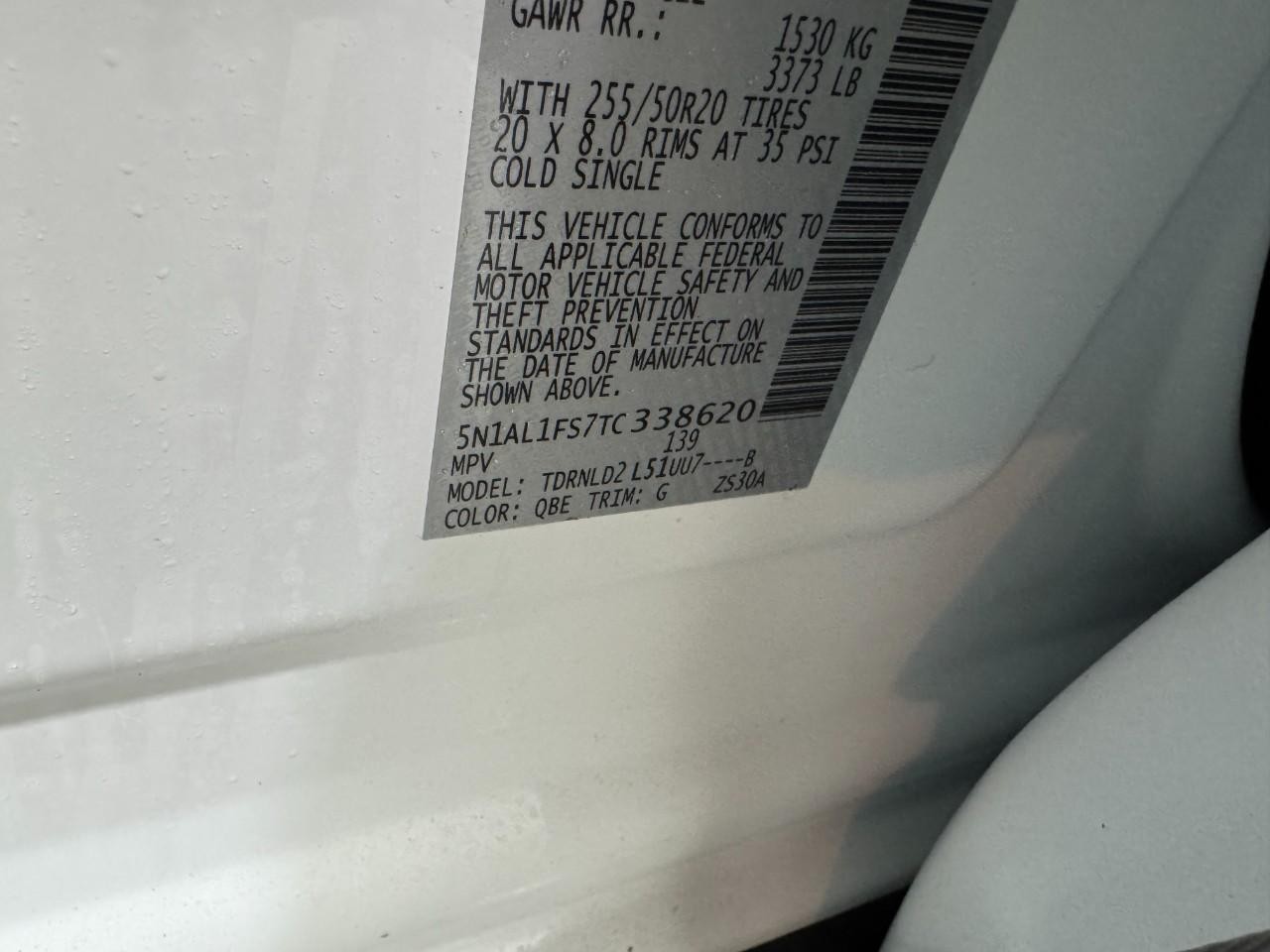 INFINITI QX60 Vehicle Full-screen Gallery Image 37