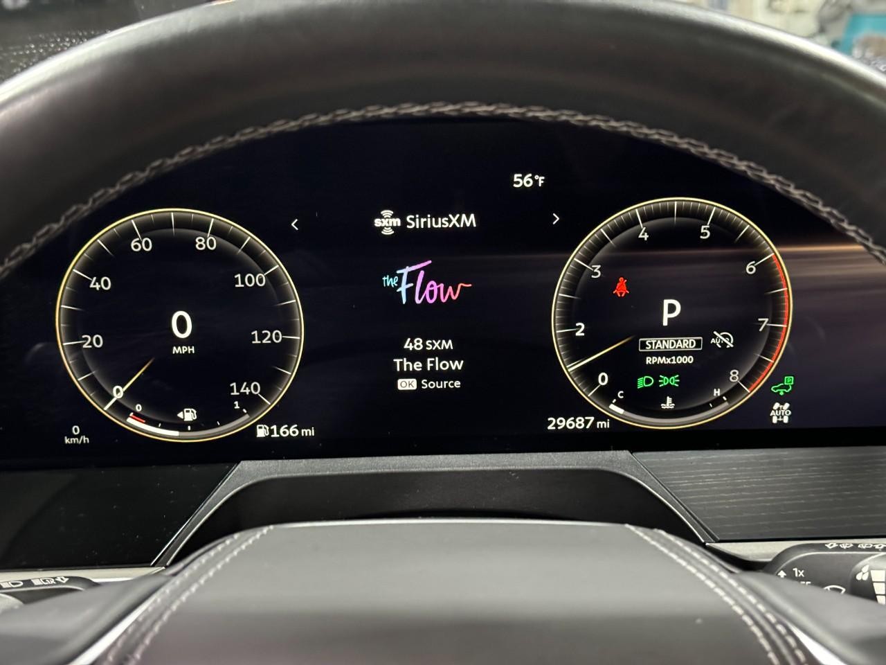 INFINITI QX80 Vehicle Full-screen Gallery Image 34