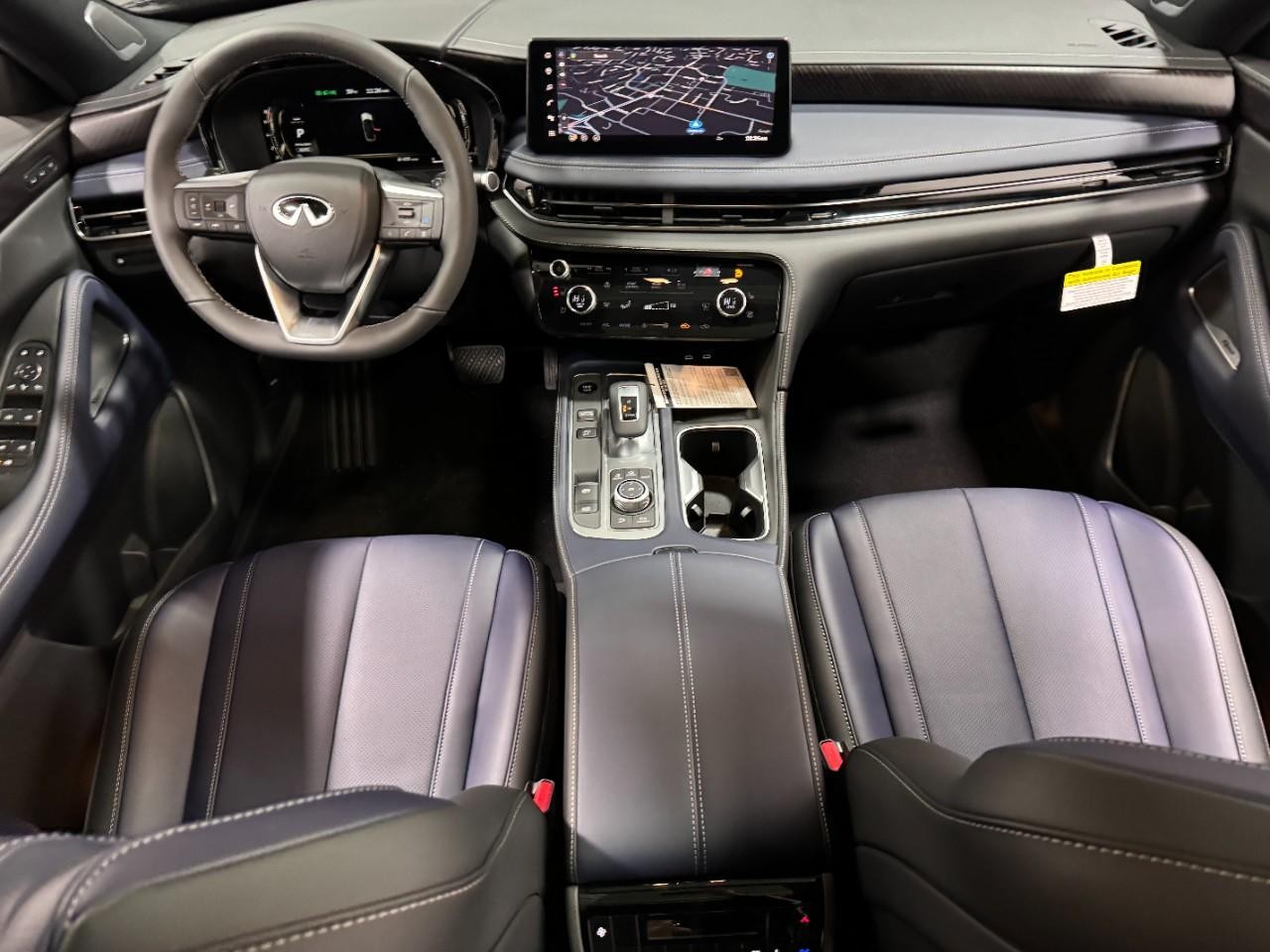 INFINITI QX60 Vehicle Full-screen Gallery Image 15