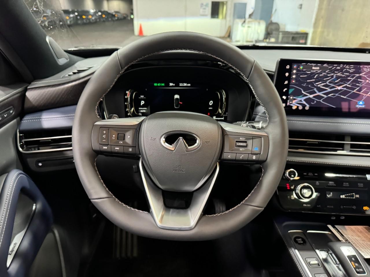 INFINITI QX60 Vehicle Full-screen Gallery Image 16